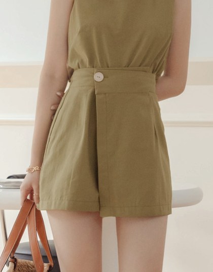 Elevated Detailing Overlap Skorts