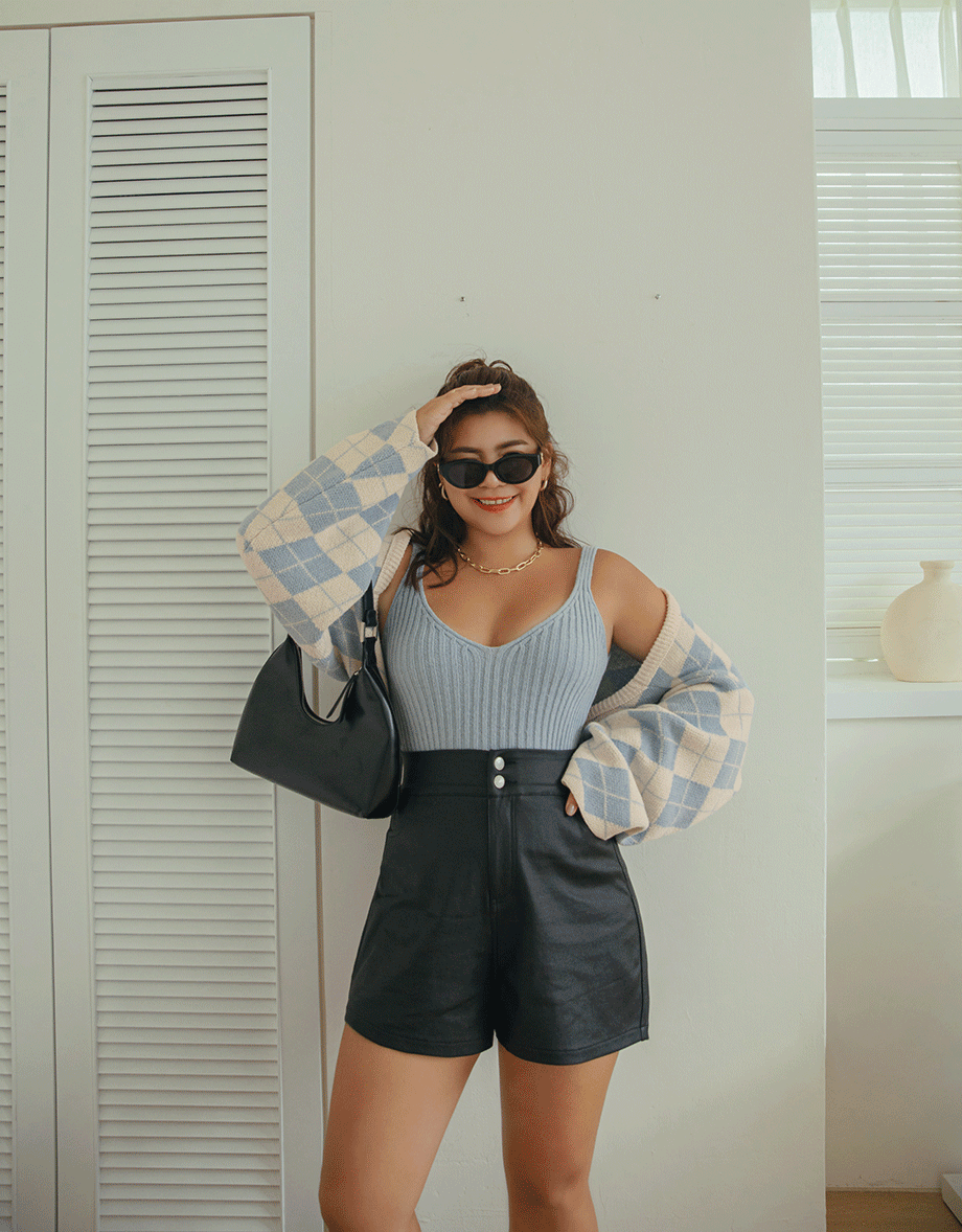 High Waist Slim Leather Shorts