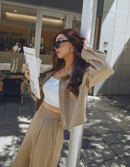 British Cropped Button-Down Jacket