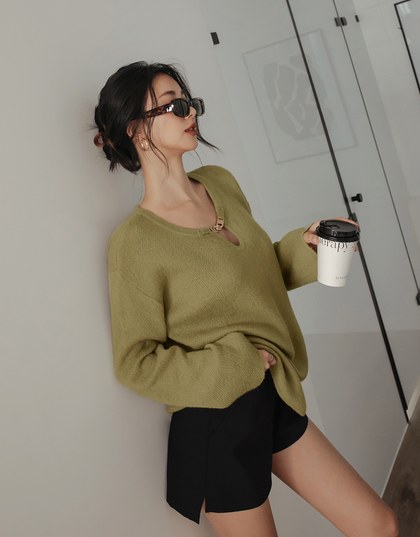 Gold Chased Cashmere Knitted Loose Top