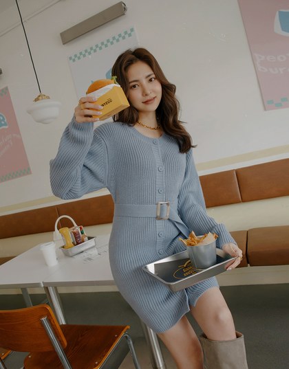 Round Neck Belted Knit Mini Dress (With Shoulder Pads)