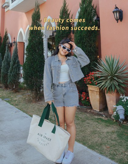 Cropped Oversized Denim Jacket