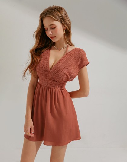 Deep V Broderie Anglaise Lace Strap Mini Dress (With Chest Pad)