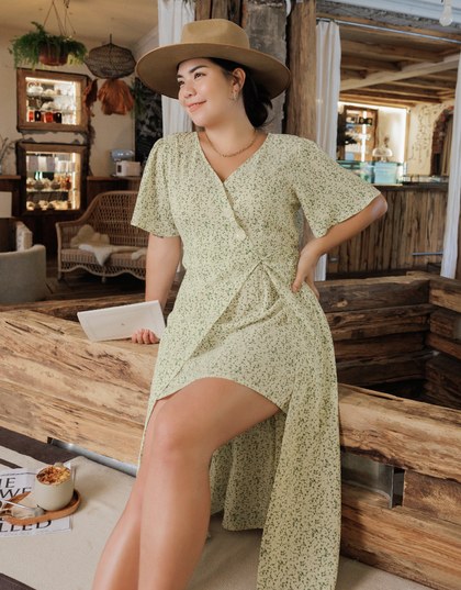 Floral Chiffon Twist Front Maxi Dress
