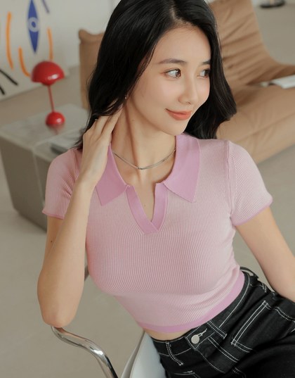 Turn-over Collar Striped Knitted Top