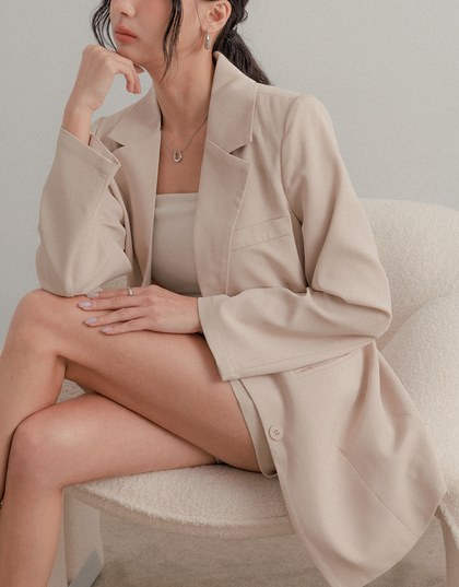 Back Slit Detail Oversized Plain Blazer (With Shoulder Pads)