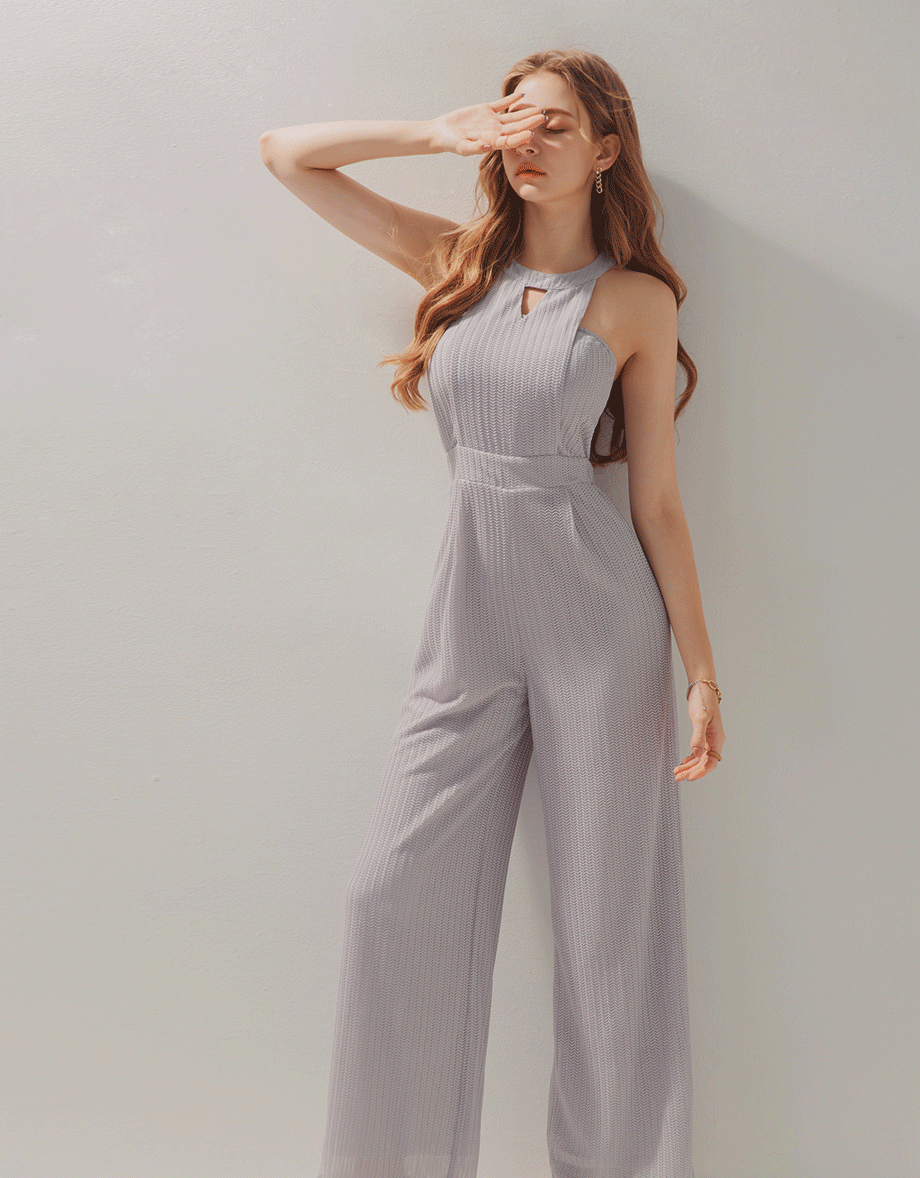 Twill Weave Halter Jumpsuit (With non-detachable padding)