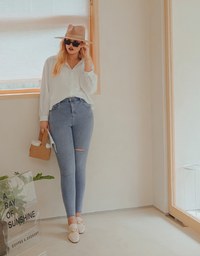 Casual Chic Ripped Denim Jeans Slim Fit Pants
