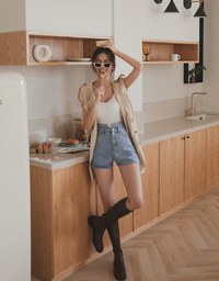 High Waisted Button Washed Denim Jeans Short