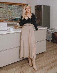 High-Waist Elasticated Slit Midi Skirt (With Belt)