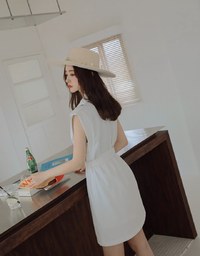 Smart Casual Sleeveless Button-Down Shirt Dress (With Belt)