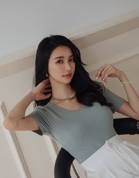 Basic Minimalistic Back Knot Hollow Ribbed Top