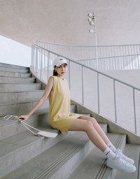 【Vacanza 】Simple Sleeveless Mini Dress With Shoulder Pads