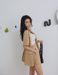 Edgy Smart Cooling Suit Blazer (With Shoulder Pads)