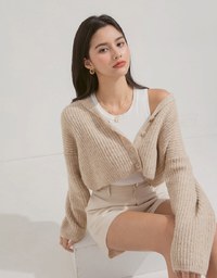 Soft Back Collar Knit Top
