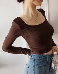 Back Hollow Square Neck Top