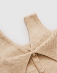 Soft Lapel Notched Knit Top