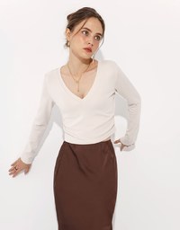 Minimalist V Neck Ruched Long Sleeve Top