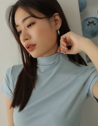 High Neck Smooth Short Sleeve Top