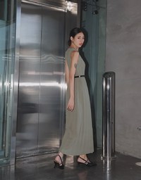 Elegant Knit Maxi Dress (With Belt)