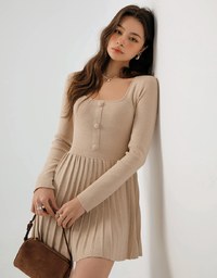 Long Sleeve A Line Pleated Knitted Mini Dress