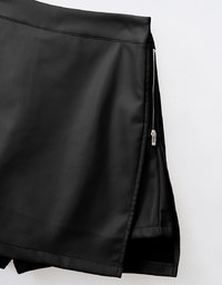 Soft Matte Stretch Faux Leather Zipper Skort