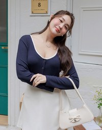 Color Block Press Button Round Neck Top