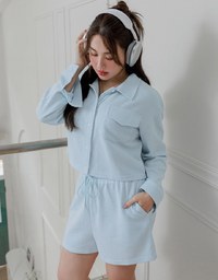 Casual Button Up Textured Cropped Blouse and Elastic Shorts Set Wear